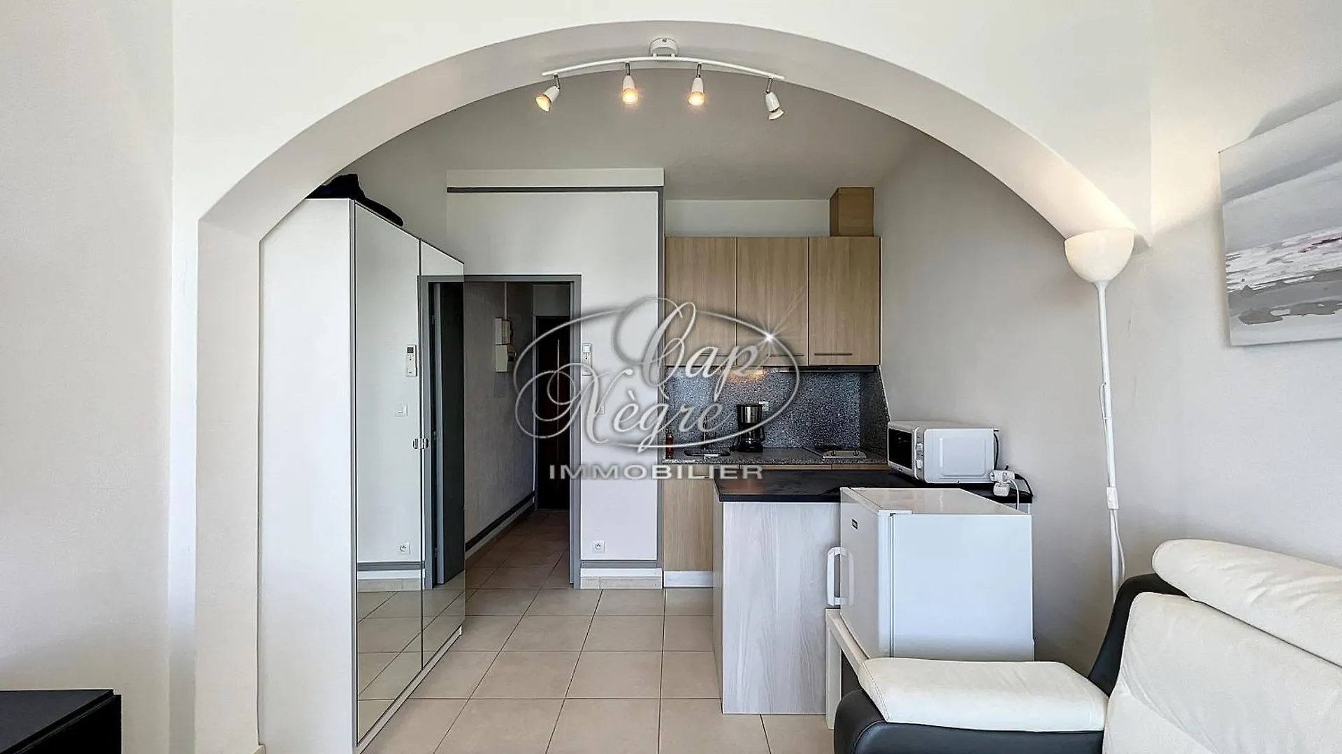 Studio Pieds Dans Leau Vue Mer Pour 2 Personnes Plage De Cavaliere Le Lavandou 0*,  France